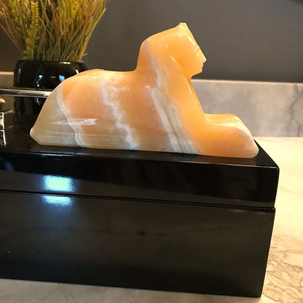 Onyx Sphinx